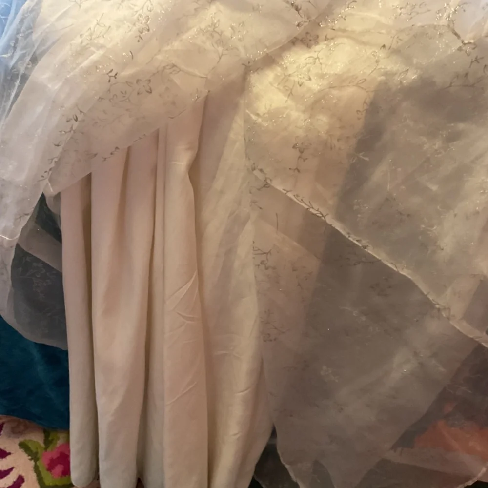 Strapless Princess Dress Perfect for Halloween - Picture 4 of 5